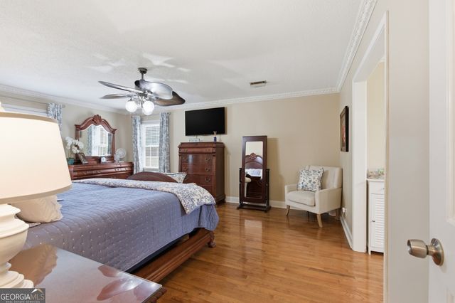 129 Foxdale Court, Toccoa, GA 30577