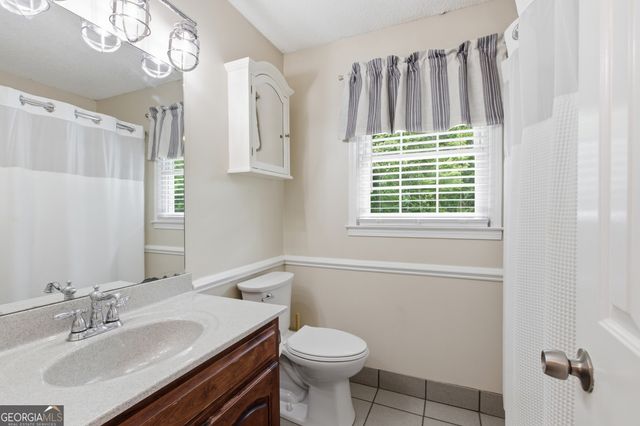 129 Foxdale Court, Toccoa, GA 30577