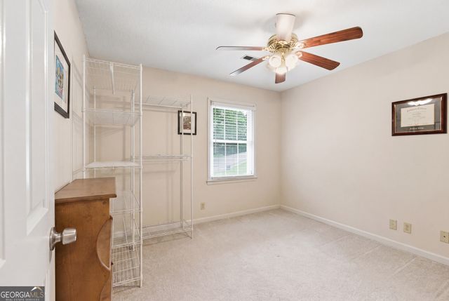 129 Foxdale Court, Toccoa, GA 30577