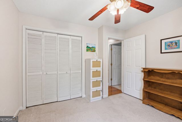 129 Foxdale Court, Toccoa, GA 30577