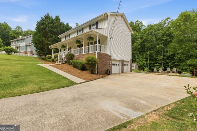 129 Foxdale Court, Toccoa, GA 30577