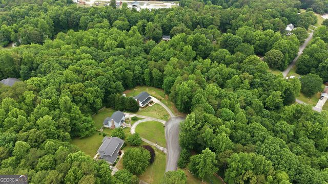 129 Foxdale Court, Toccoa, GA 30577