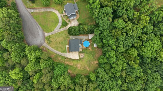 129 Foxdale Court, Toccoa, GA 30577