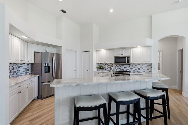 2206 SW Whitemarsh Way, Palm City, FL 34990
