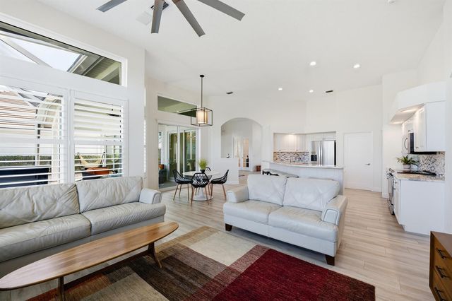 2206 SW Whitemarsh Way, Palm City, FL 34990