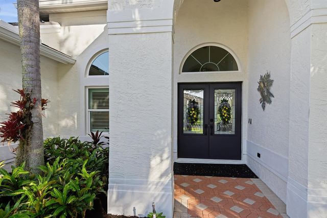 2206 SW Whitemarsh Way, Palm City, FL 34990