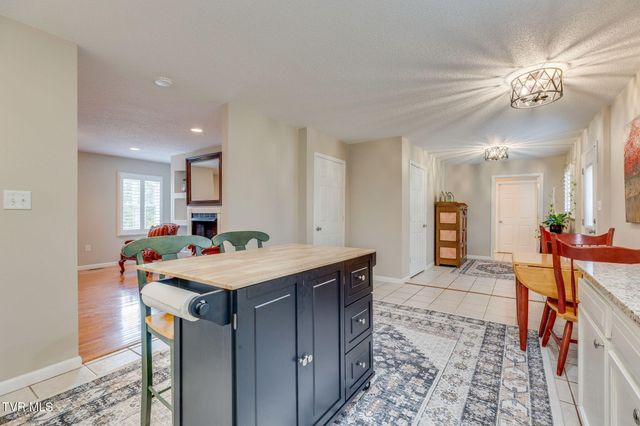 19275 Wyndale Road, Abingdon, VA 24210