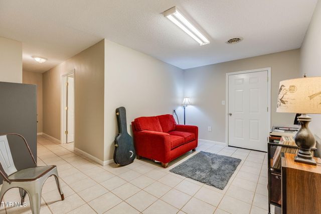 19275 Wyndale Road, Abingdon, VA 24210