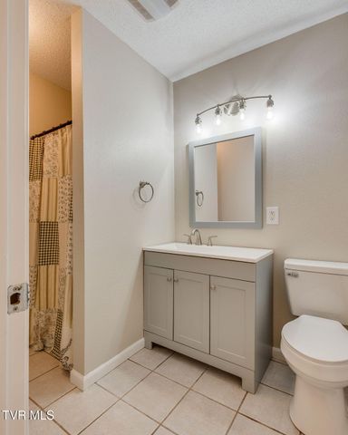 19275 Wyndale Road, Abingdon, VA 24210