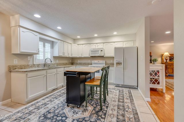 19275 Wyndale Road, Abingdon, VA 24210