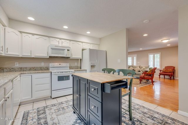 19275 Wyndale Road, Abingdon, VA 24210