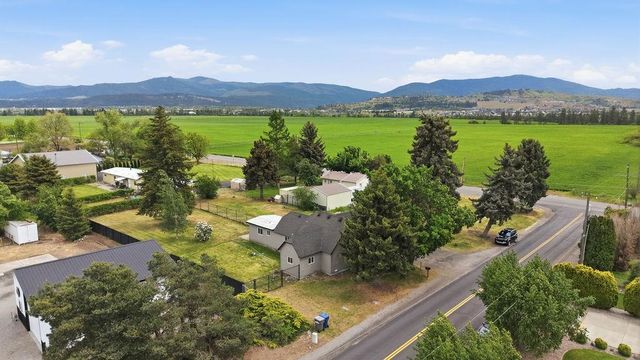 3220 N Campbell Rd, Otis Orchards, WA 99027