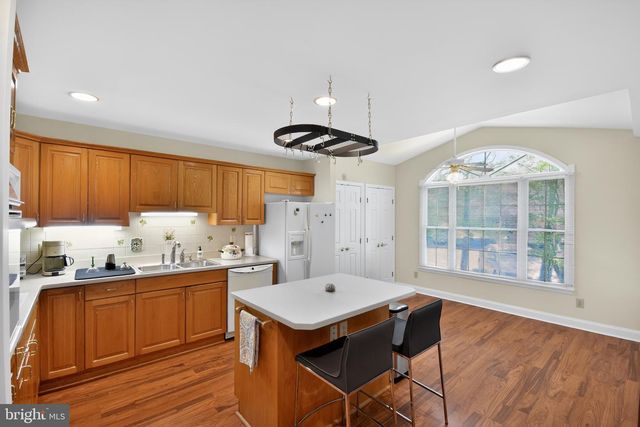 12 FRINGE TREE CT, Princeton, NJ 08540