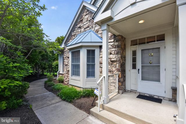 12 FRINGE TREE CT, Princeton, NJ 08540