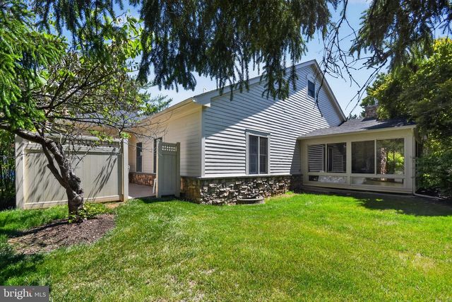 12 FRINGE TREE CT, Princeton, NJ 08540