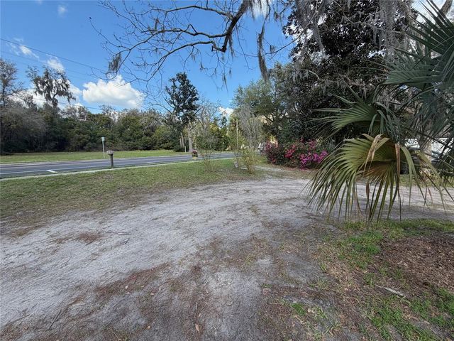 25327 NE STATE ROAD 26, Melrose, FL 32666