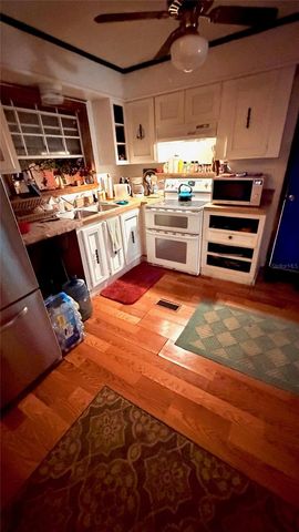 25327 NE STATE ROAD 26, Melrose, FL 32666