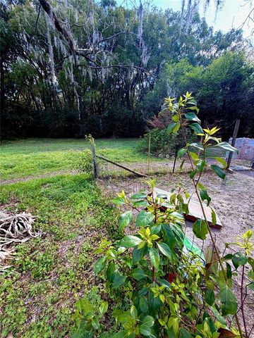 25327 NE STATE ROAD 26, Melrose, FL 32666