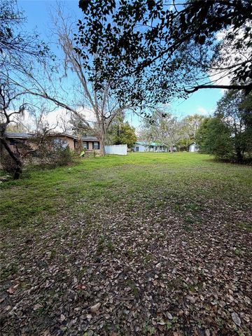 25327 NE STATE ROAD 26, Melrose, FL 32666