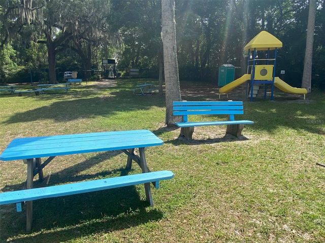 25327 NE STATE ROAD 26, Melrose, FL 32666