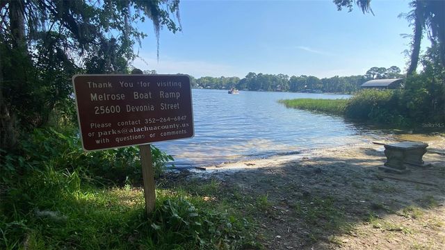 25327 NE STATE ROAD 26, Melrose, FL 32666