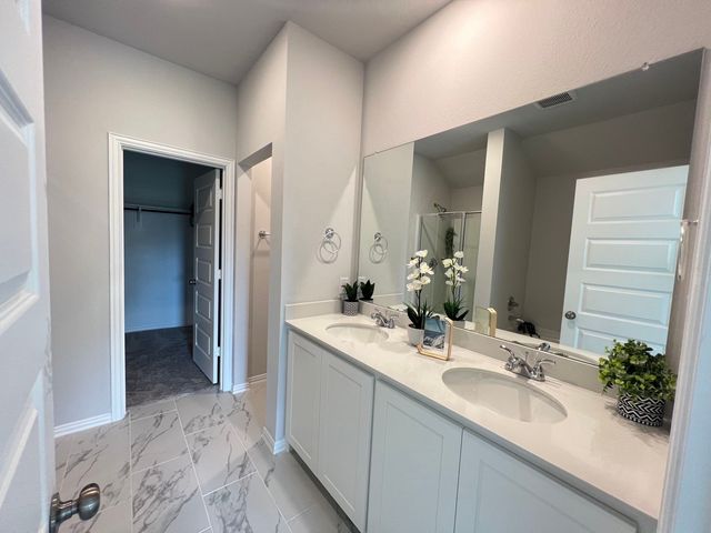 1817 Saint James Place Lane, Anna, TX 75409