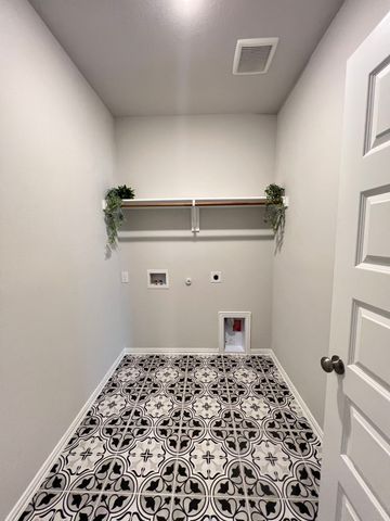 1817 Saint James Place Lane, Anna, TX 75409