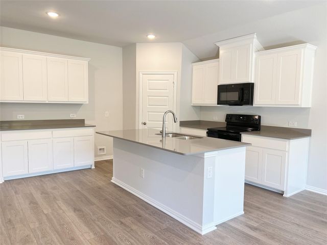 1817 Saint James Place Lane, Anna, TX 75409