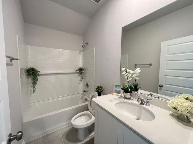 1817 Saint James Place Lane, Anna, TX 75409