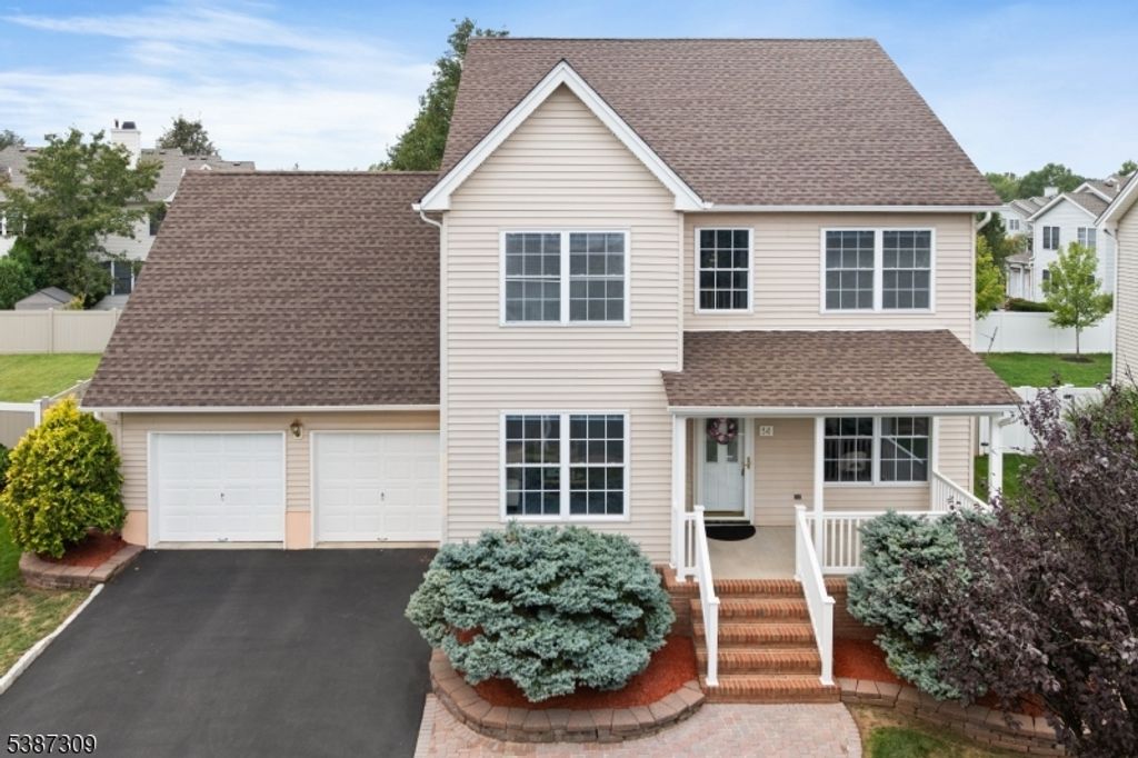 14 Runyon St, Hillsborough Twp., NJ 08844