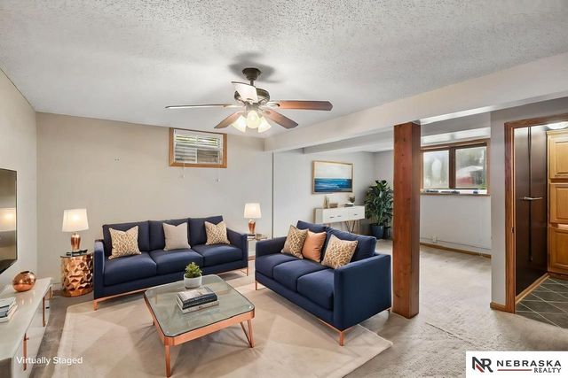 8520 Morning Glory Lane, Lincoln, NE 68505