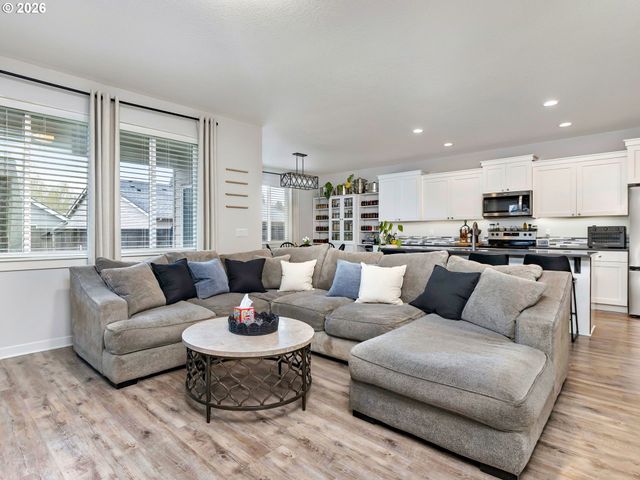 1405 Nw CAMPANELLA Way, Estacada, OR 97023