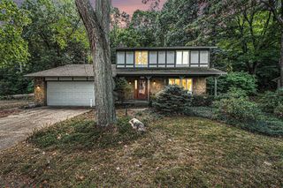 6986 Cimarron Drive, Grand Rapids, MI 49546