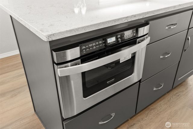 1430 Stillwaters Avenue, Centralia, WA 98531