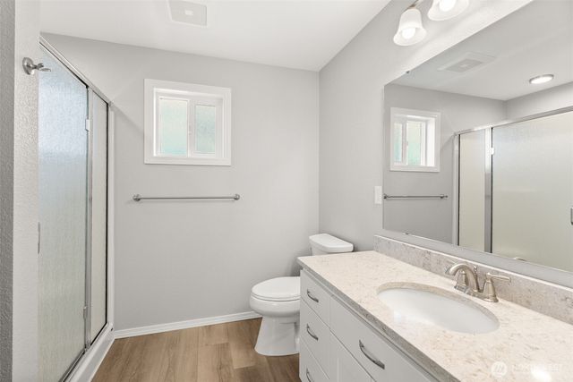 1430 Stillwaters Avenue, Centralia, WA 98531