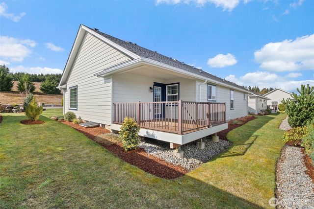 1430 Stillwaters Avenue, Centralia, WA 98531