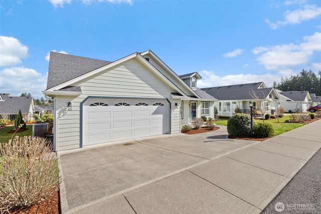 1430 Stillwaters Avenue, Centralia, WA 98531