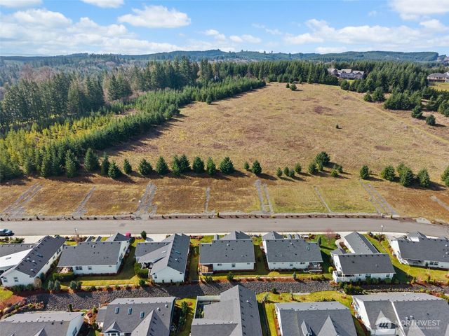 1430 Stillwaters Avenue, Centralia, WA 98531