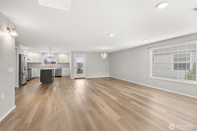 1430 Stillwaters Avenue, Centralia, WA 98531