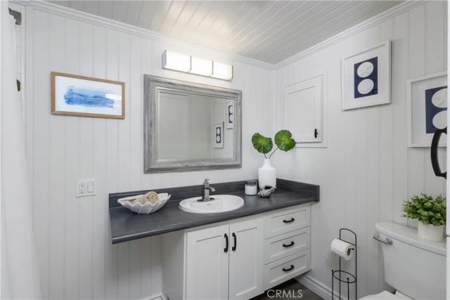 94 Yorktown, Newport Beach, CA 92660