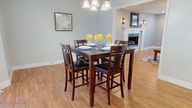 409 College View Dr, Elizabethtown, KY 42701