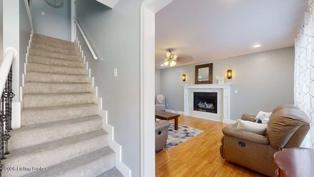 409 College View Dr, Elizabethtown, KY 42701