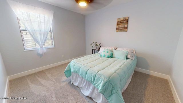 409 College View Dr, Elizabethtown, KY 42701