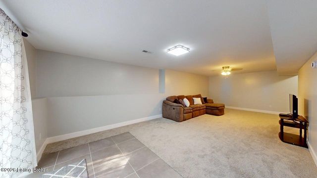 409 College View Dr, Elizabethtown, KY 42701