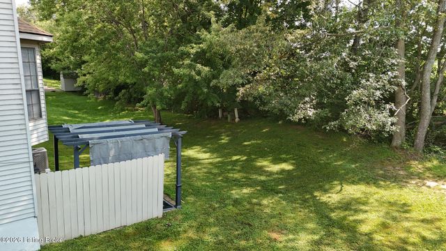 409 College View Dr, Elizabethtown, KY 42701