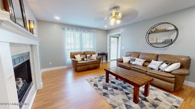 409 College View Dr, Elizabethtown, KY 42701