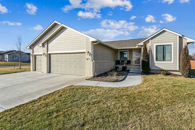 10530 W Wilkinson St, Maize, KS 67101