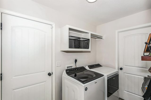 10530 W Wilkinson St, Maize, KS 67101