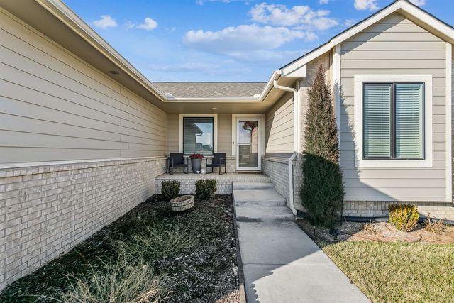 10530 W Wilkinson St, Maize, KS 67101