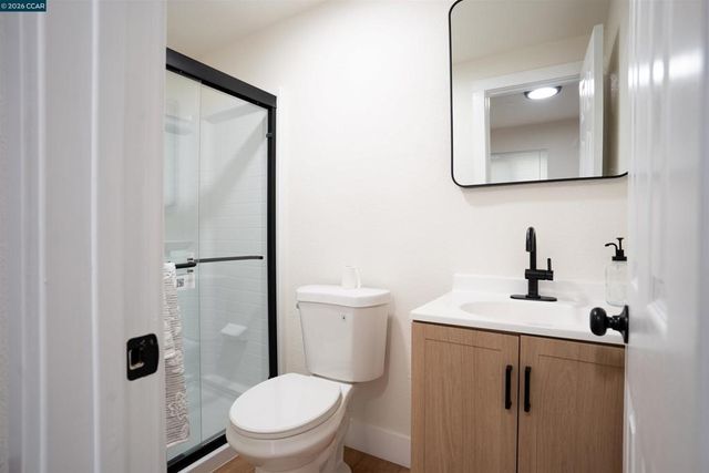 965 Arlington Ave, Oakland, CA 94608